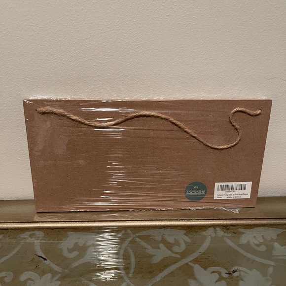 Rustic bathroom sign - Picture 2 of 2